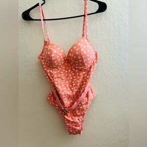 Juicy Couture Y2K Coral Polka Dot One Piece Swimsuit Size S Cheeky, underwire